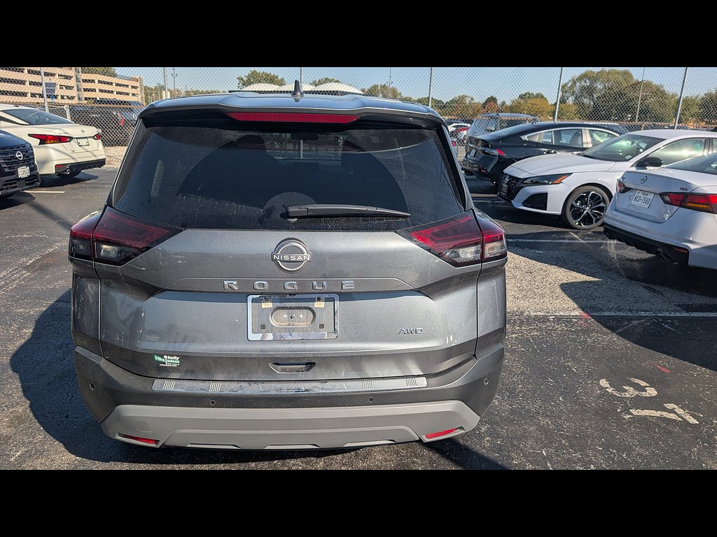 Used 2023 Gun Metallic Nissan S image 6