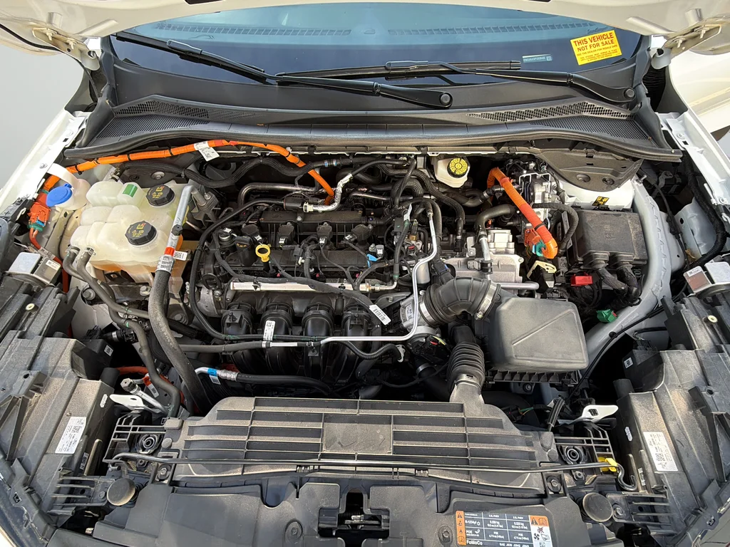 Used 2023 White Ford Platinum image 32