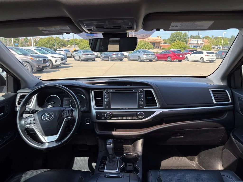 Used 2018 White Toyota Limited image 24
