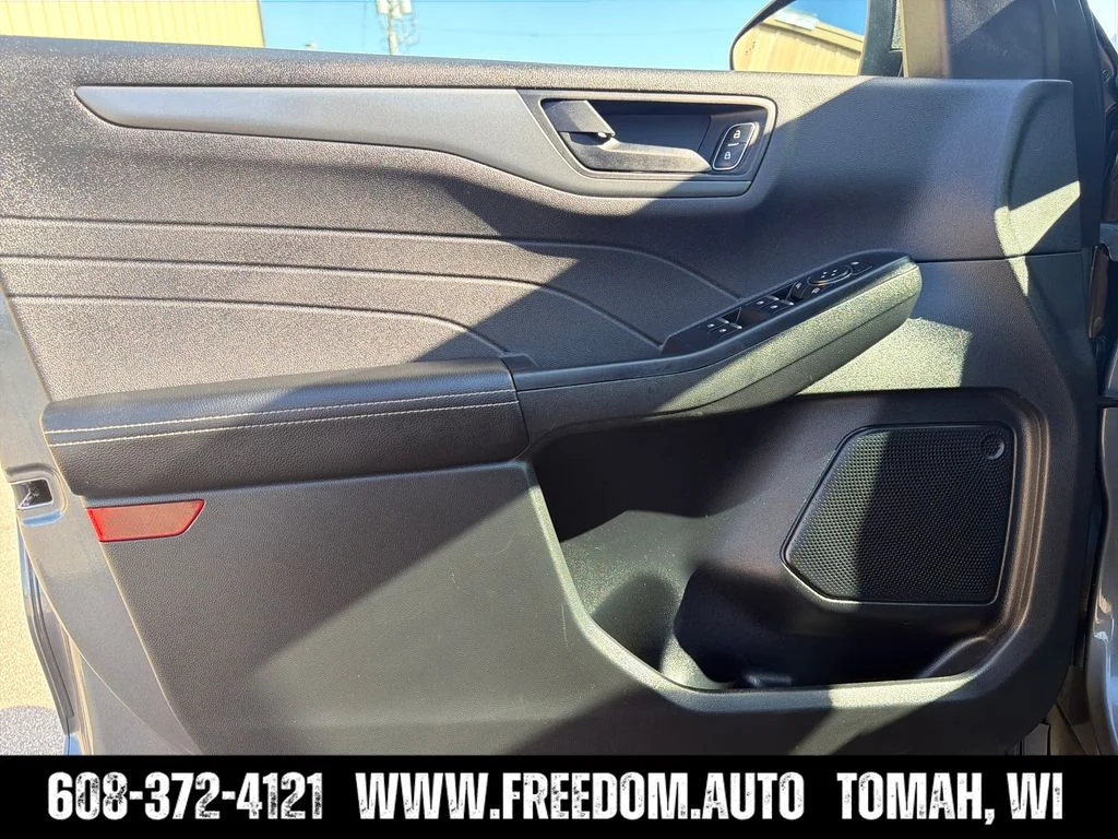 Used 2024 Gray Metallic Ford Active image 10
