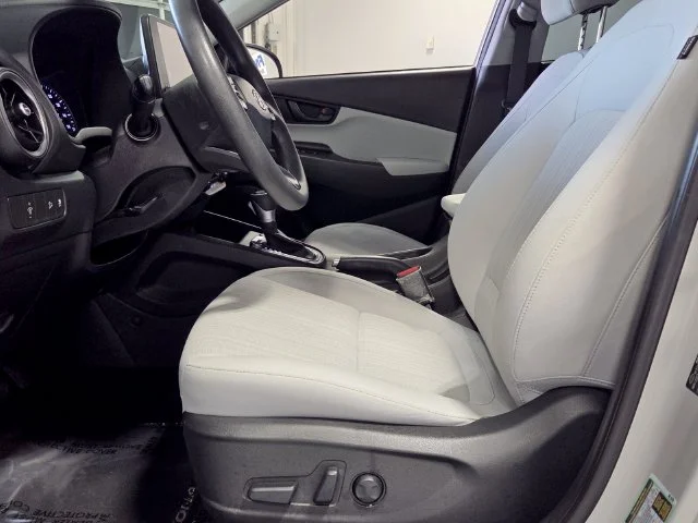 Used 2021 Silver Hyundai SEL Plus image 5