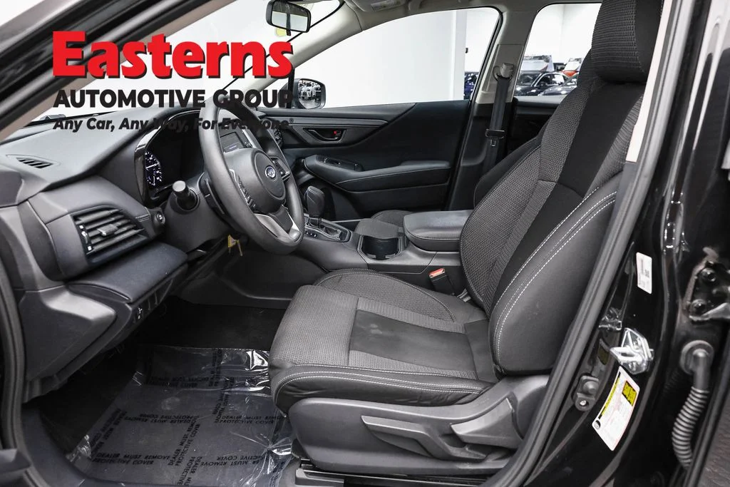 Used 2024 Black Subaru 2.5i image 13