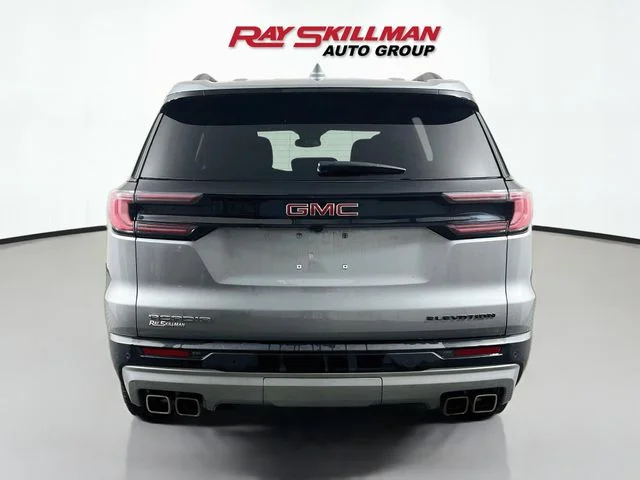 Used 2024 Silver GMC Elevation image 4