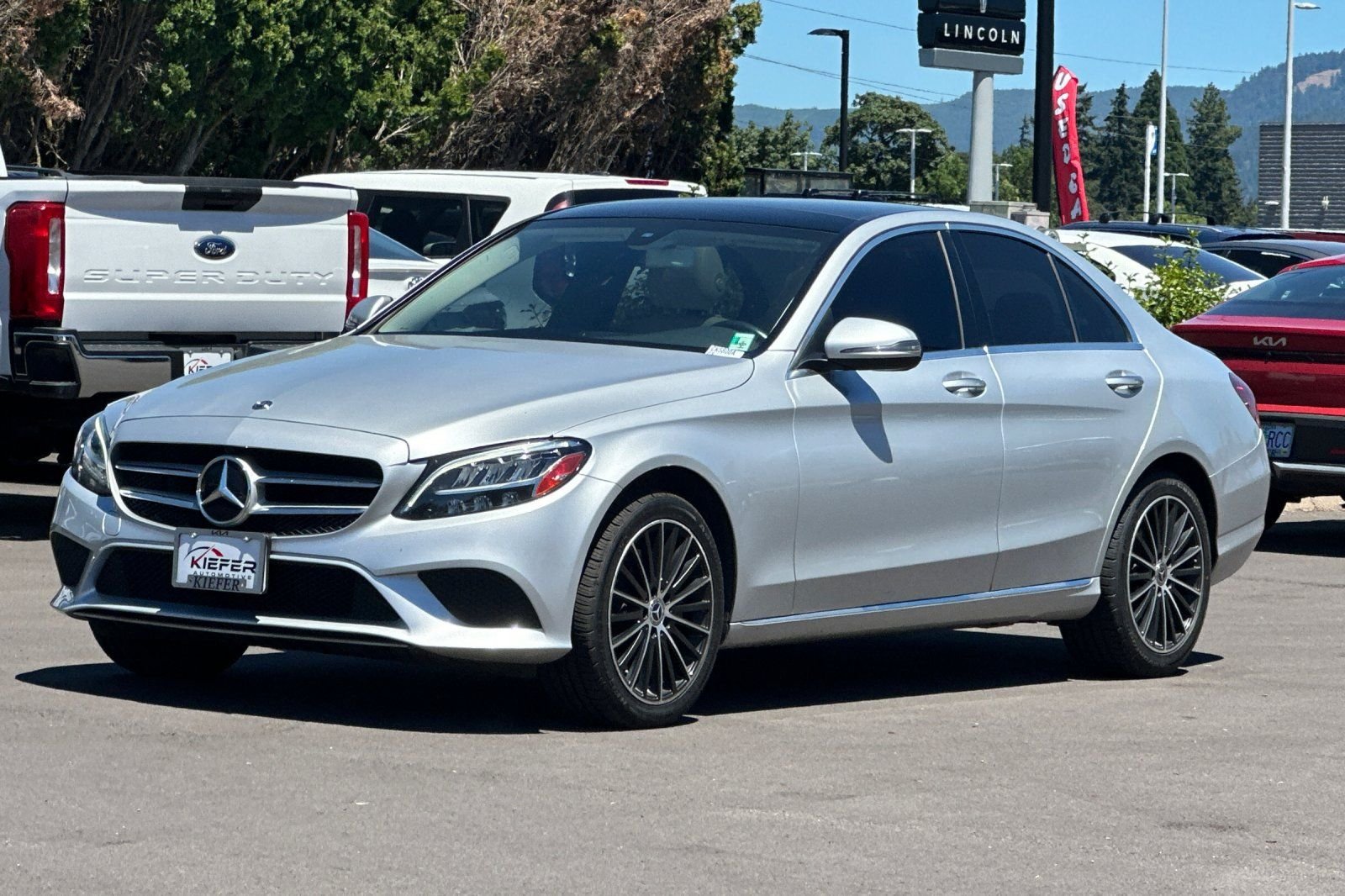 Used 2019 Silver Mercedes-Benz C 300 image 8