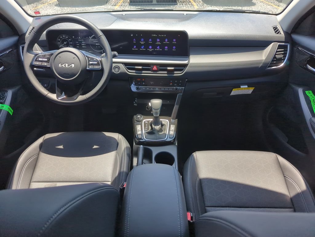 New 2026 Steel Gray Kia EX image 15