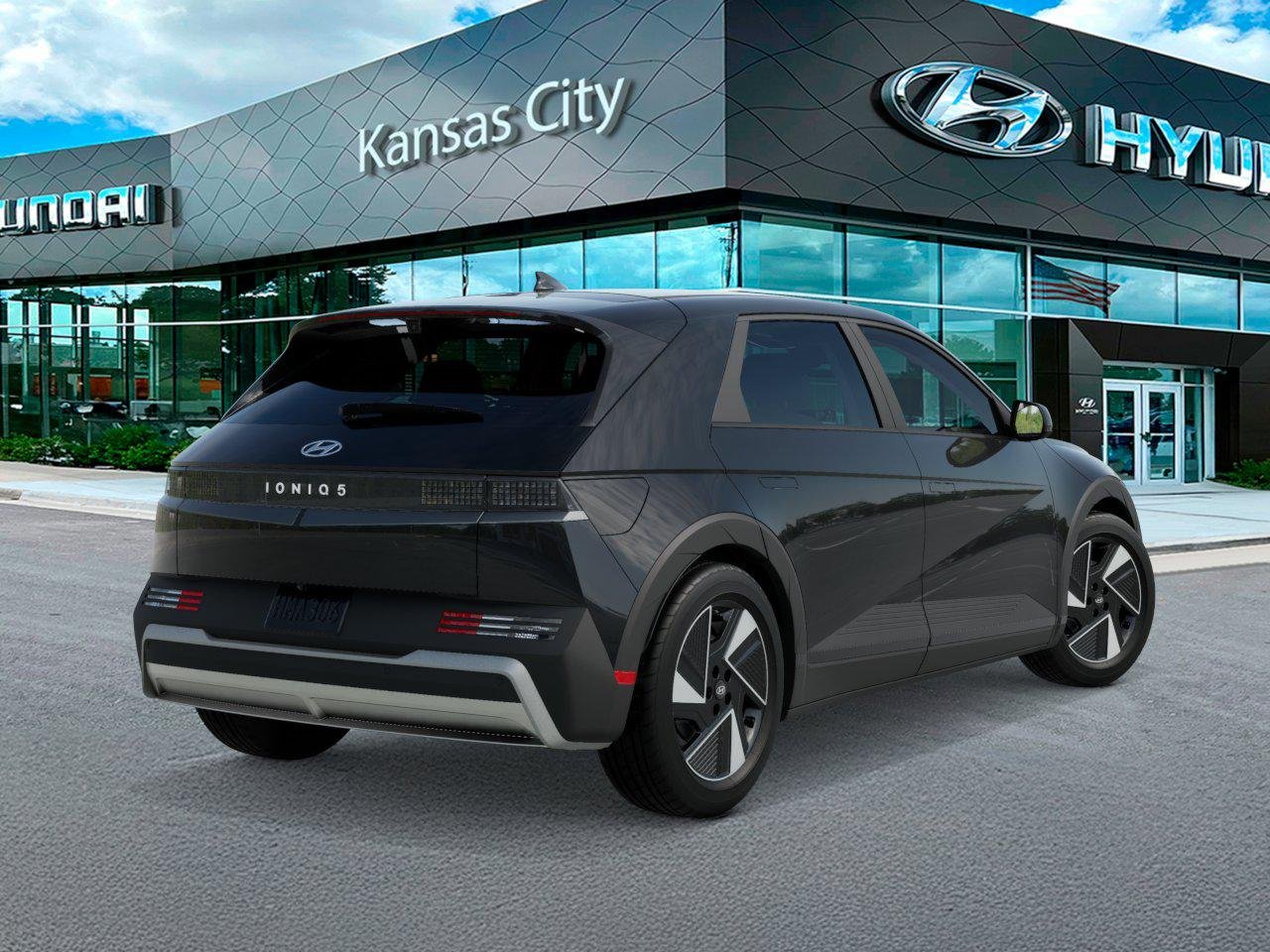 New 2026 Abyss Black Hyundai SE image 4