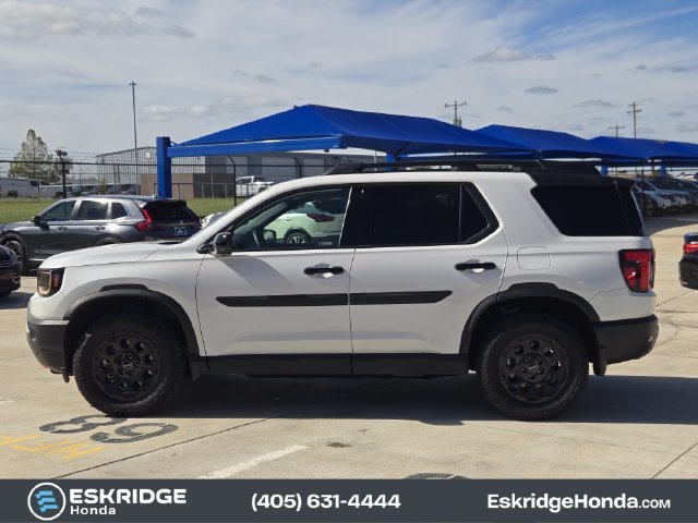 Certified Used 2026 Platinum White Pearl Honda TrailSport Blackout Elite image 4