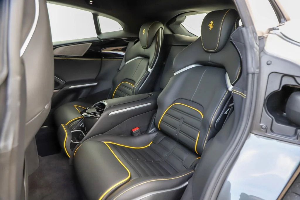 2025 Ferrari Purosangue Base - Photo 6