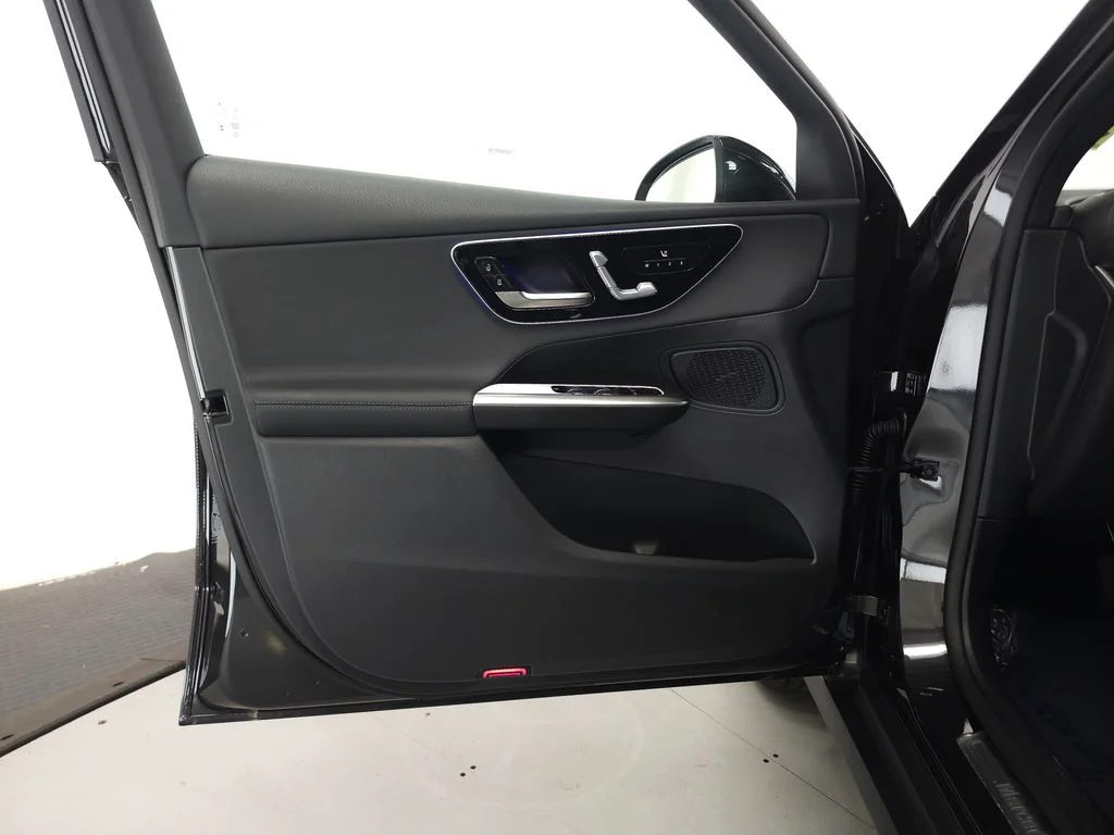 Certified Used 2026 Gray Mercedes-Benz GLC 300 image 5