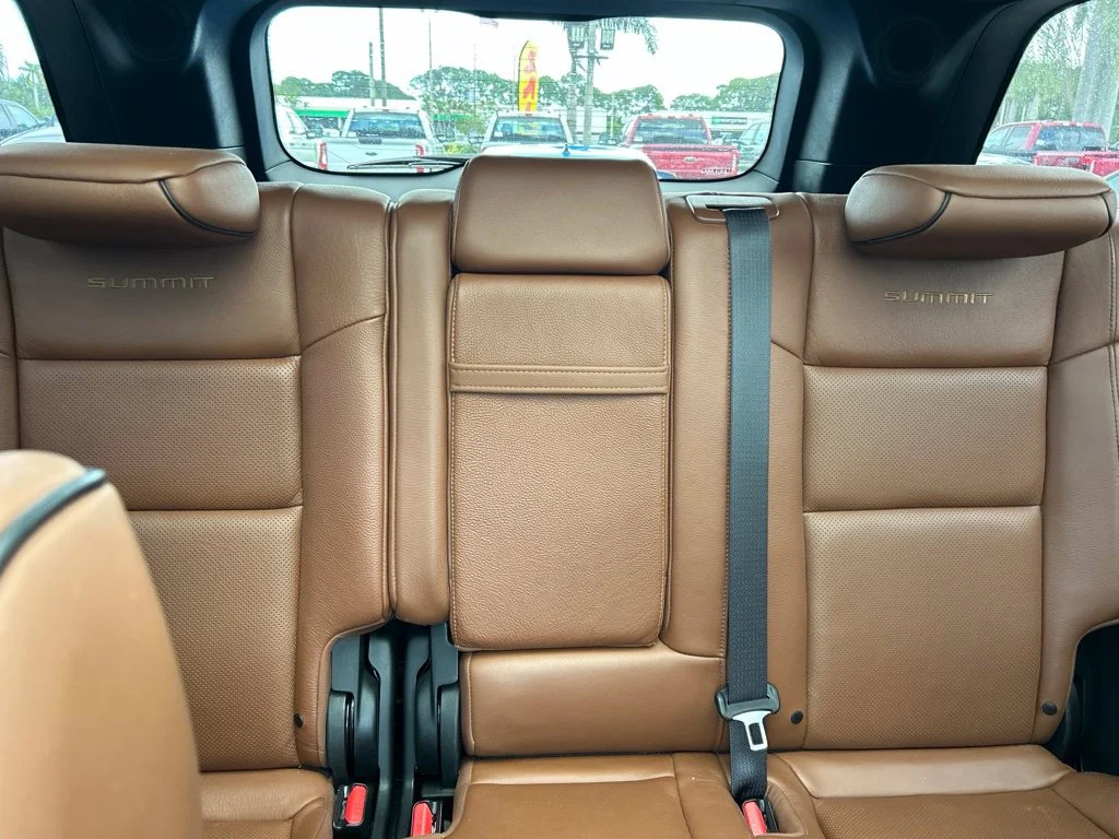 Certified Used 2019 Velvet Red Pearlcoat Jeep Summit image 14
