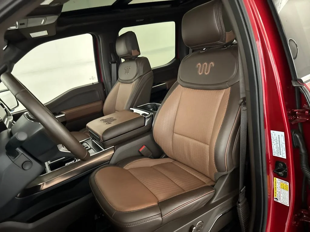 Certified Used 2025  Ford King Ranch image 19