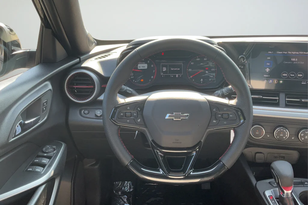 2026 Chevrolet Trax RS - Photo 12