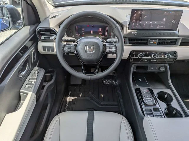 New 2026 Obsidian Blue Pearl Honda RTL image 17