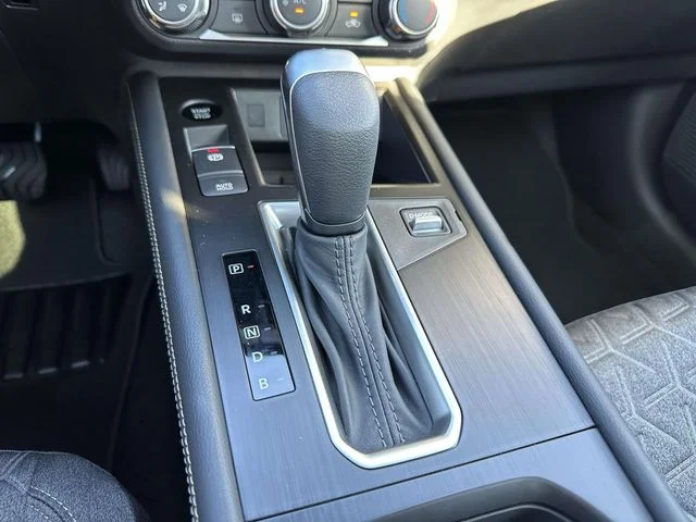 2025 Nissan Kicks SV AWD - Photo 23