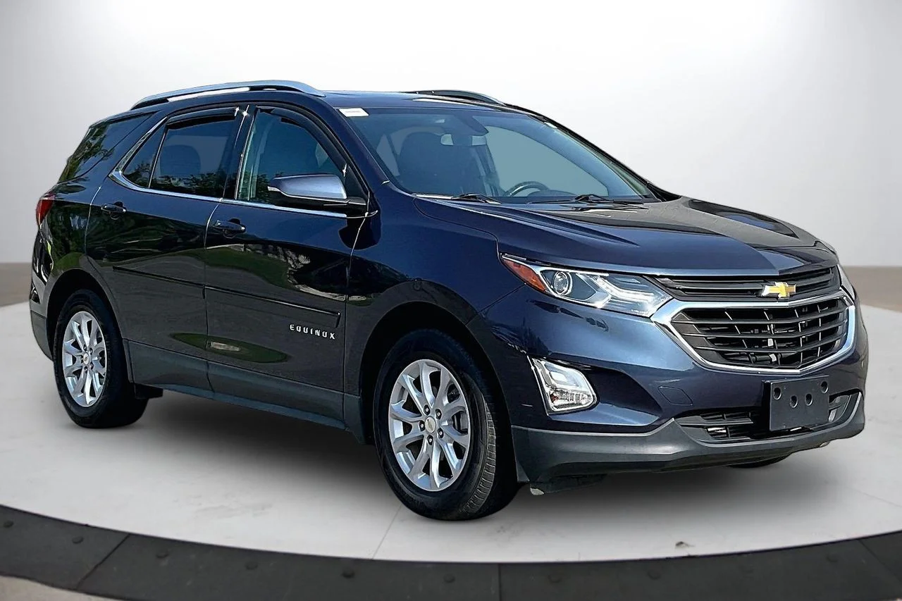 Used 2018 Blue Chevrolet LT image 2