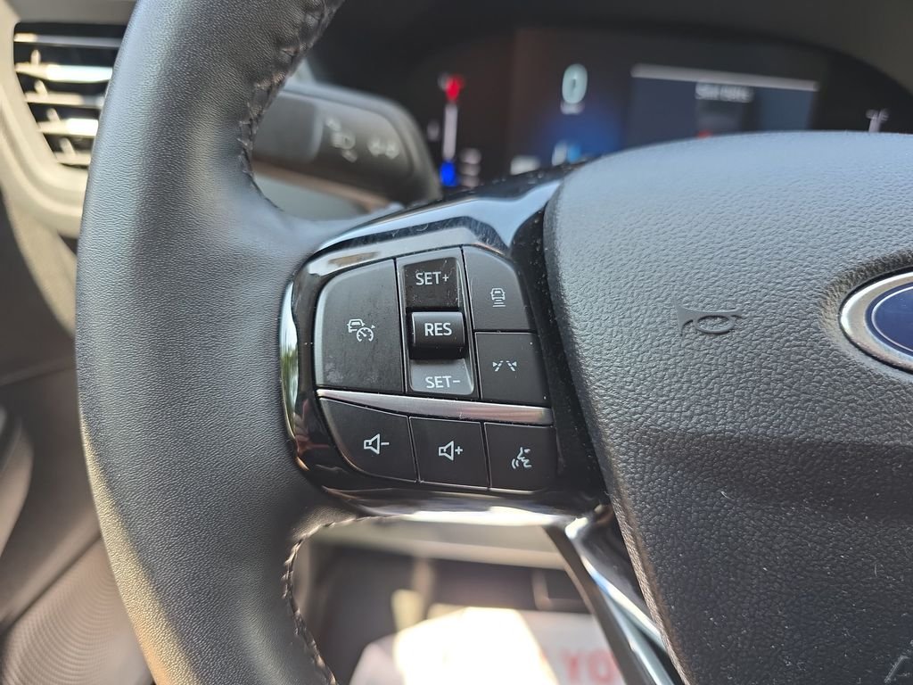 Used 2023 Blue Ford Active image 25