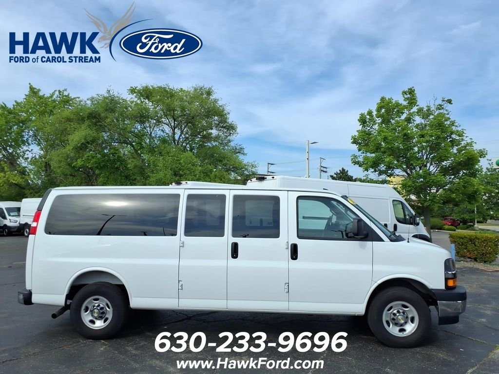 Used 2025 White Chevrolet LT image 8