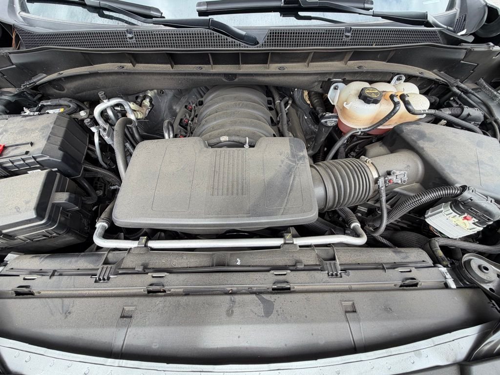 Used 2025 Gray Chevrolet Premier image 30