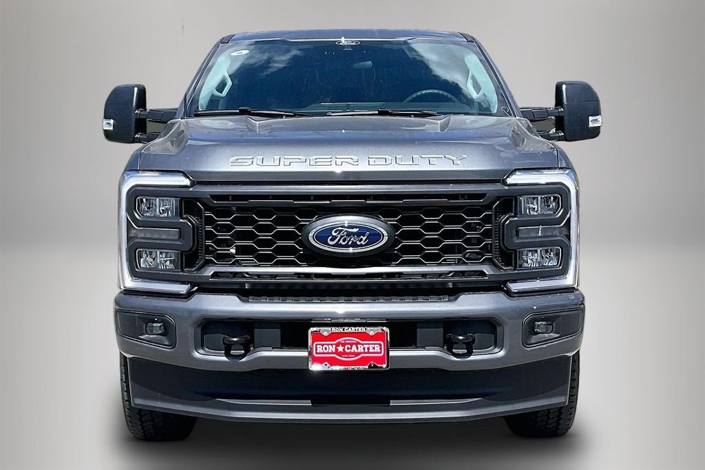 New 2026 Ford Super Duty F-350 XL 4D Crew Cab
