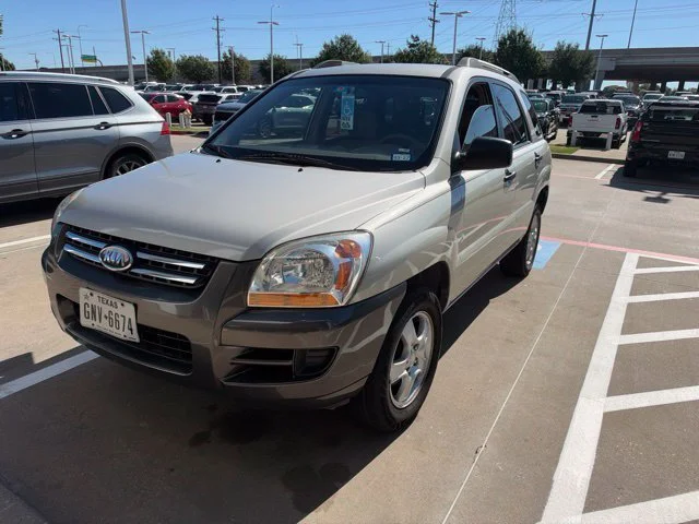 Used 2007 Tan Kia LX image 3