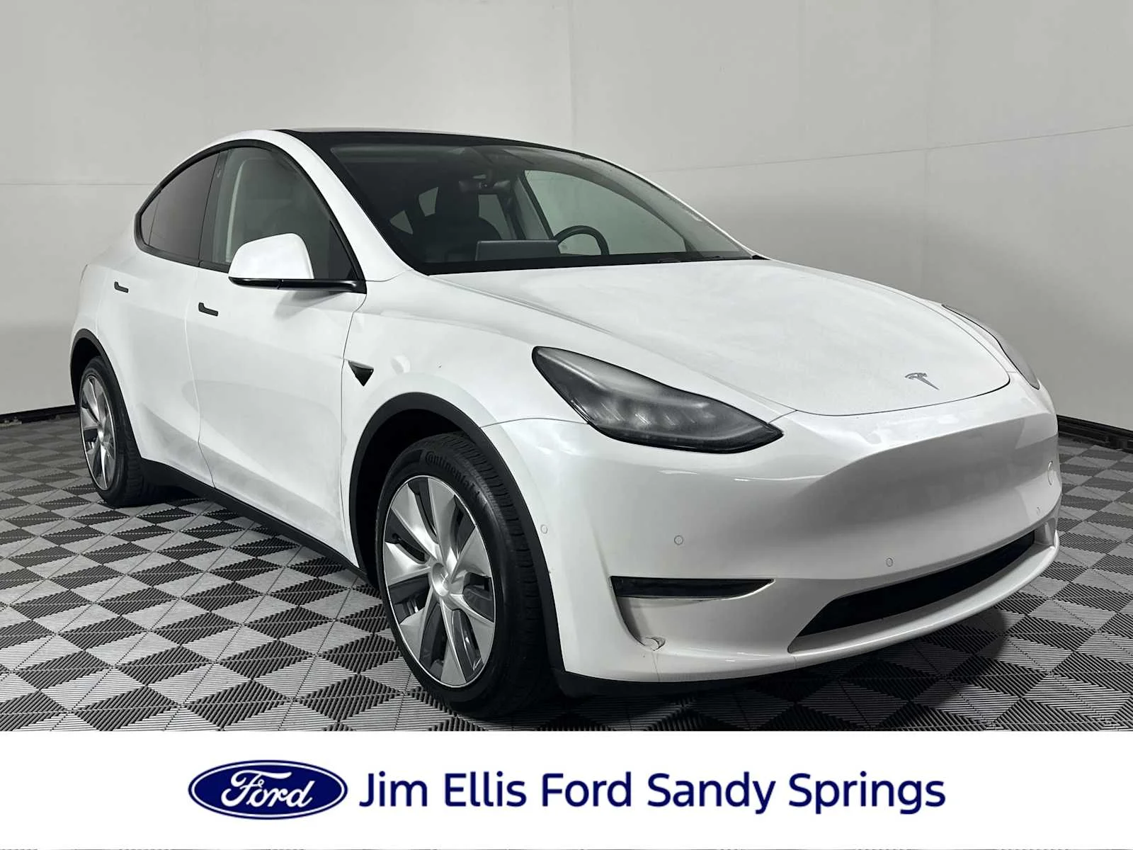 2021 Tesla Model Y Long Range Dual Motor All-Wheel Drive's photo