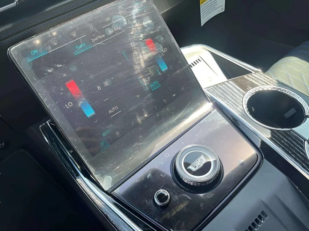 2025 Cadillac Escalade IQ Sport 1 - Photo 24