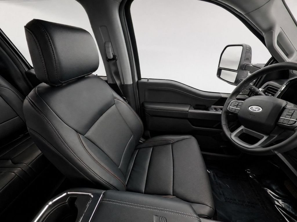 New 2026 Avalanche Ford F-250® Lariat® image 11