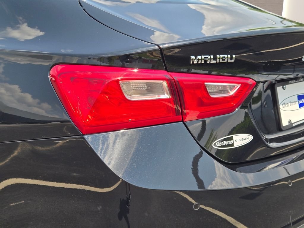 Used 2025 Black Chevrolet LT image 10