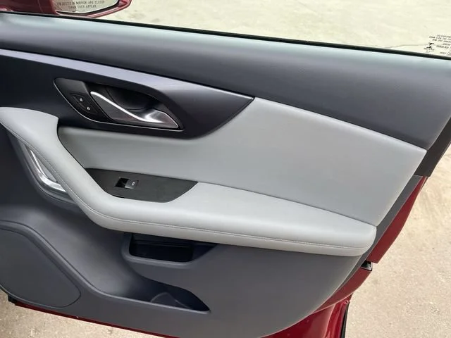 Used 2019 CAJUN RED TINTCOAT Chevrolet  image 16