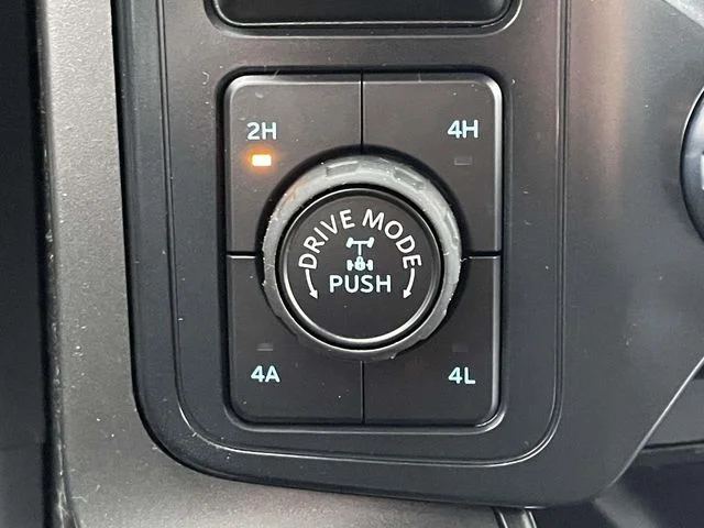 New 2026 Agate Black Metallic Ford Lariat® image 28