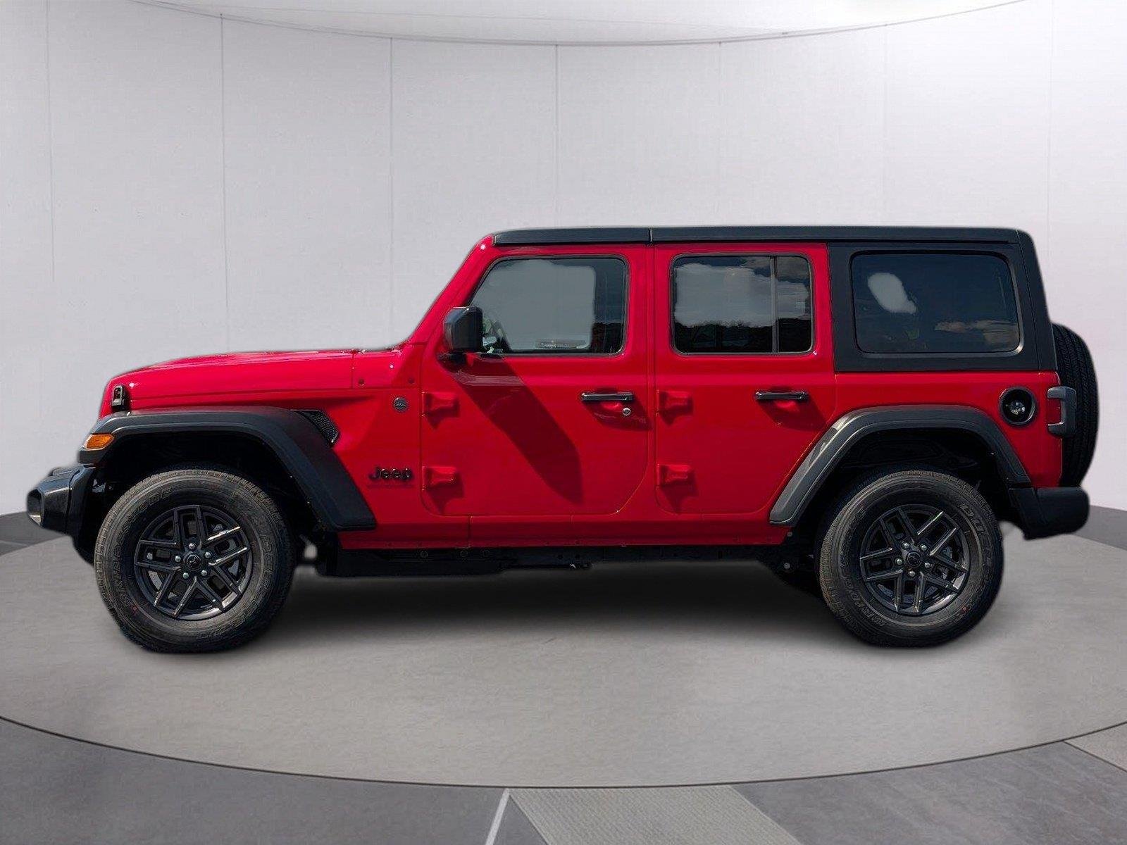 Used 2026 Firecracker Red Clearcoat Jeep Sport image 2