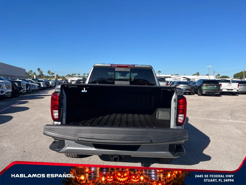 New 2026 Sterling Metallic GMC Elevation image 17