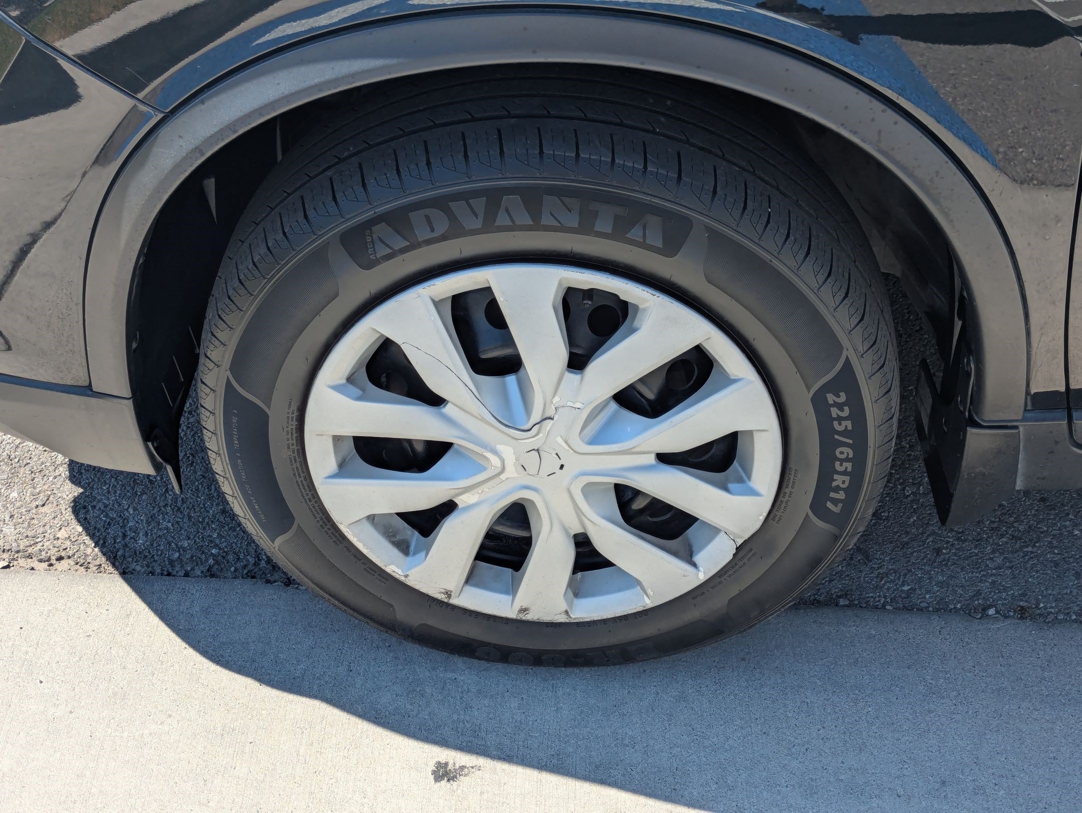 Used 2020 Magnetic Black Pearl Nissan S image 10