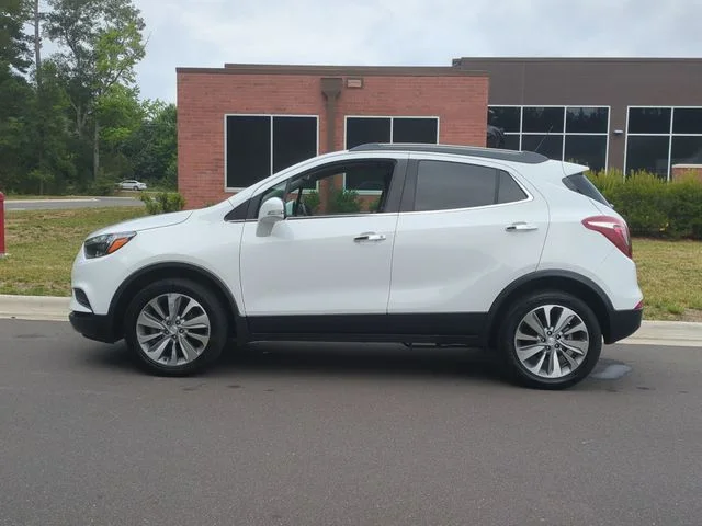 Used 2019 White Buick Preferred image 10