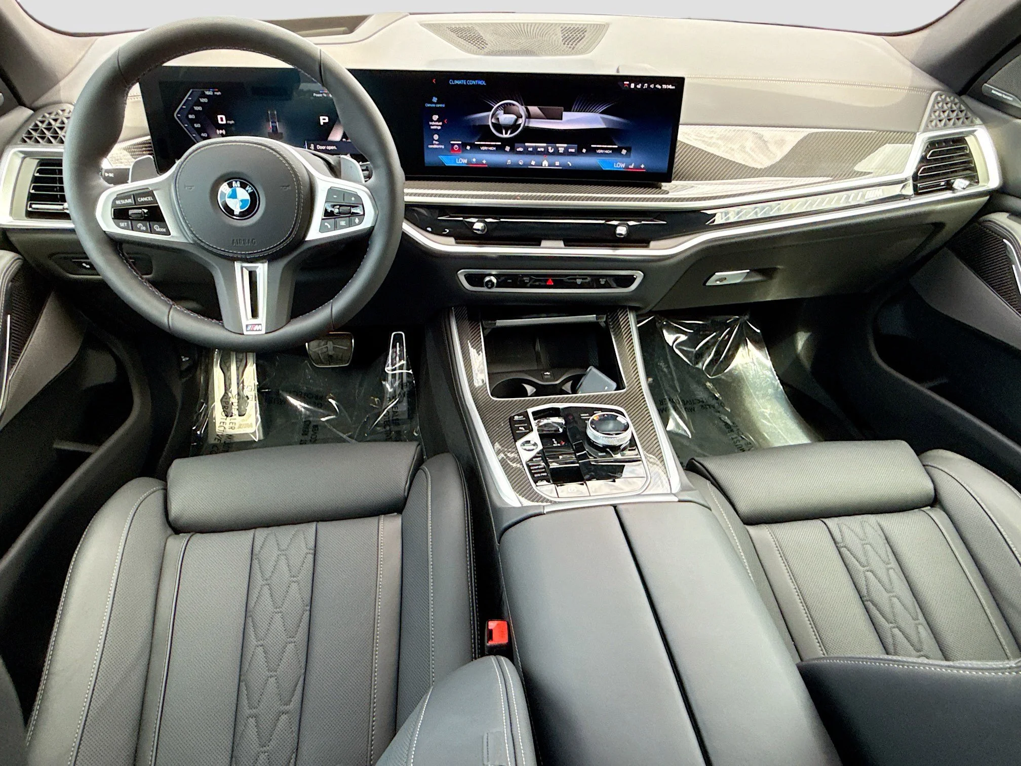 New 2026 Black Sapphire Metallic BMW M60i image 17