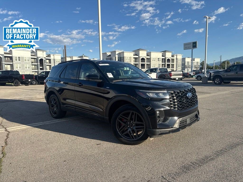 Used 2025 Black Metallic Ford ST-Line image 1