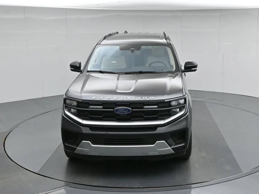 Certified Used 2025 Gray Ford Platinum image 44