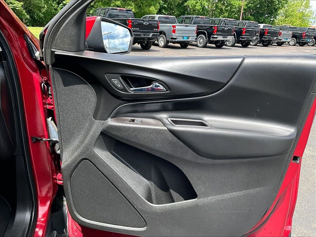 Used 2018 Red Chevrolet LT image 12