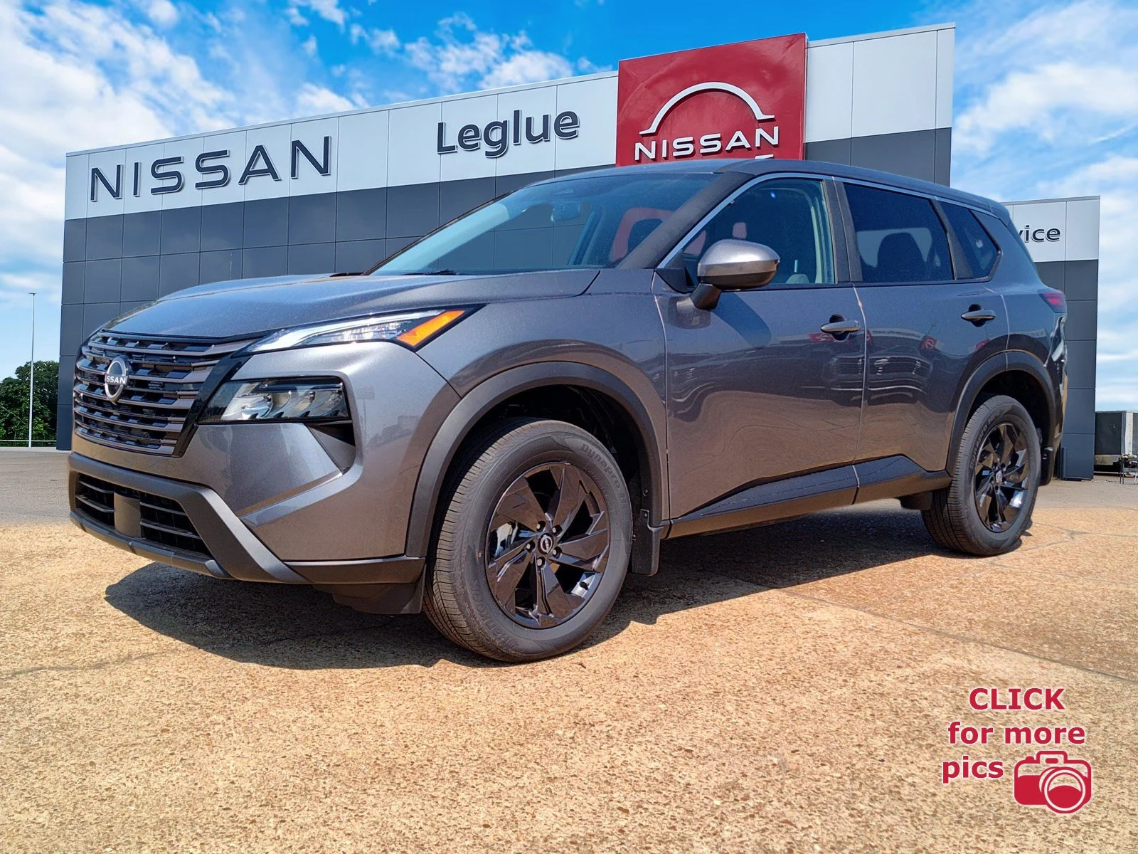 2026 Nissan Rogue SV
