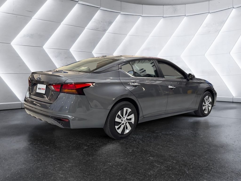 Used 2025 Gray Nissan 2.5 S image 4