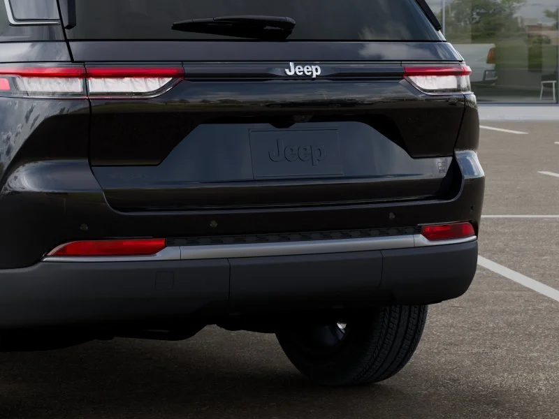 New 2026 Diamond Black Crystal Pearl-Coat Exterior Paint Jeep 85th Anniversary Edition image 44