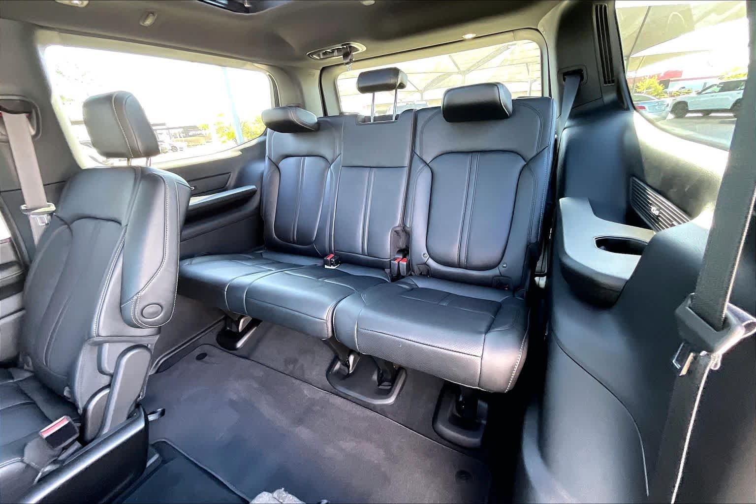 New 2026 Velvet Red Pearl-Coat Exterior Paint Jeep Limited Altitude image 22