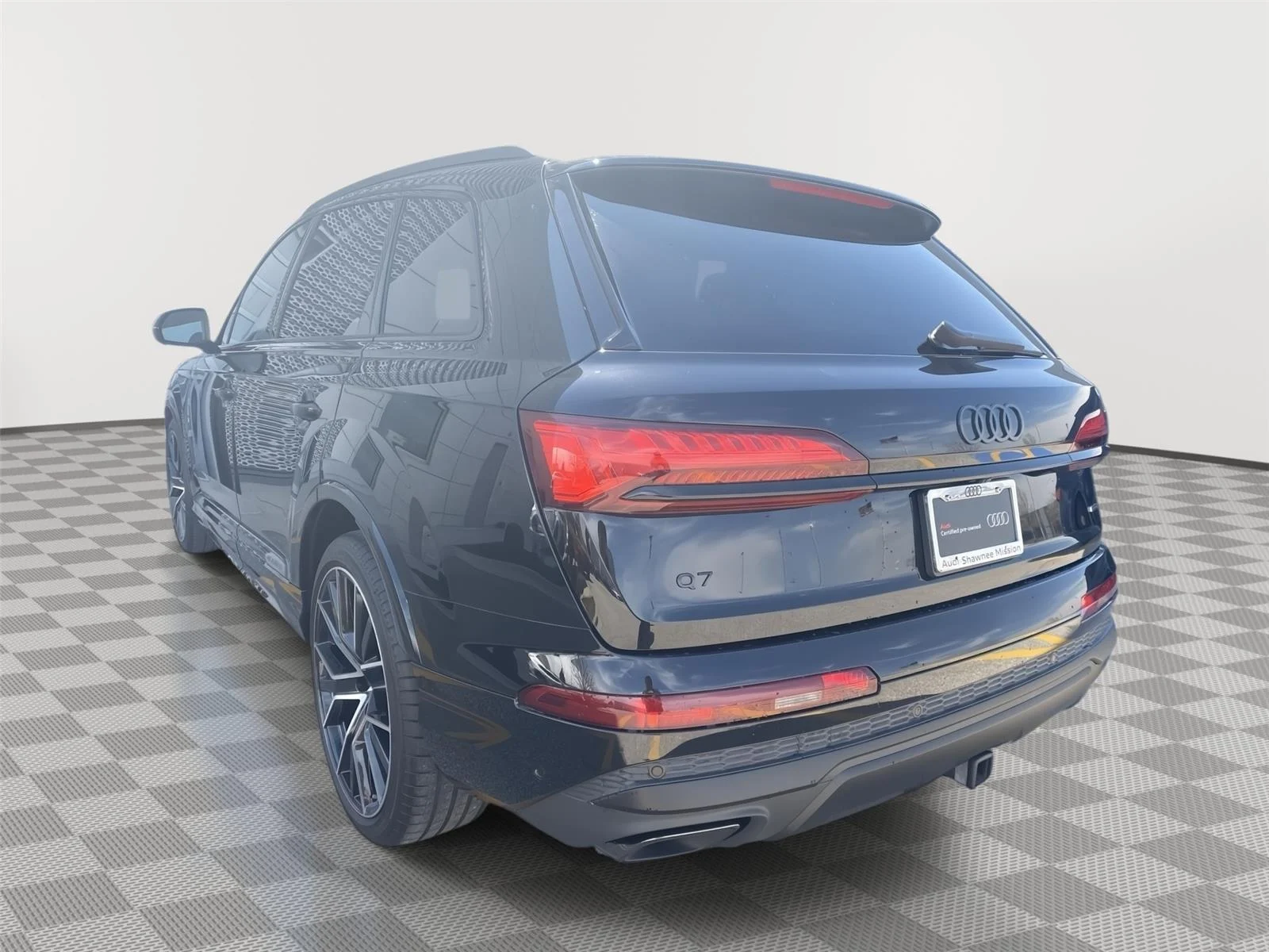 Certified Used 2025 Mythos Black Metallic Audi Premium Plus image 3