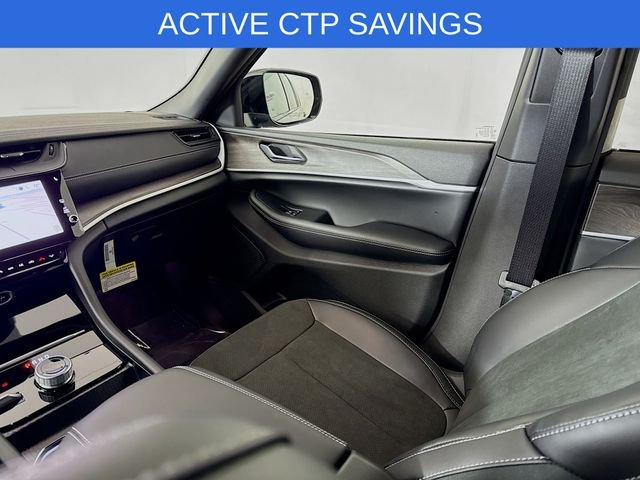 New 2026 Baltic Gray Metallic Clear-Coat Exterior Paint Jeep Altitude image 22