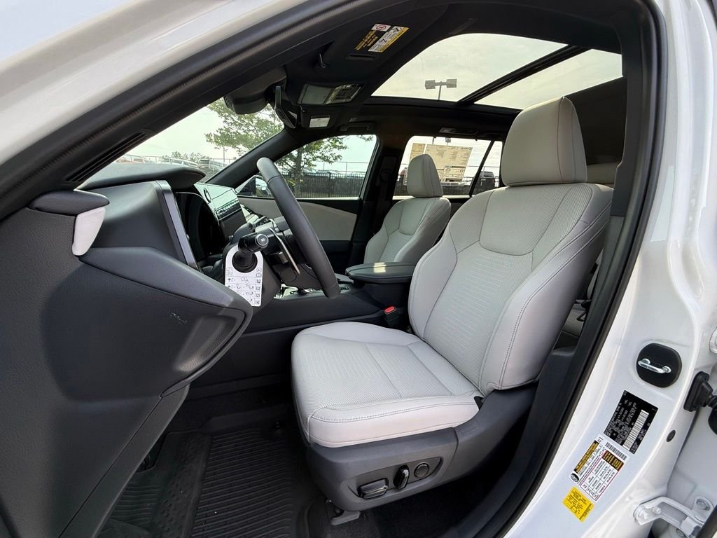 New 2026 Wind Chill Pearl Lexus  350 PREMIUM AWD image 5