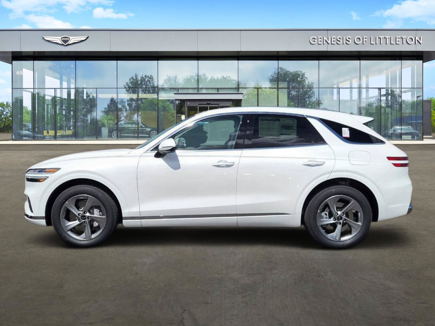 New 2026 Uyuni White Genesis 2.5T ADVANCED image 2