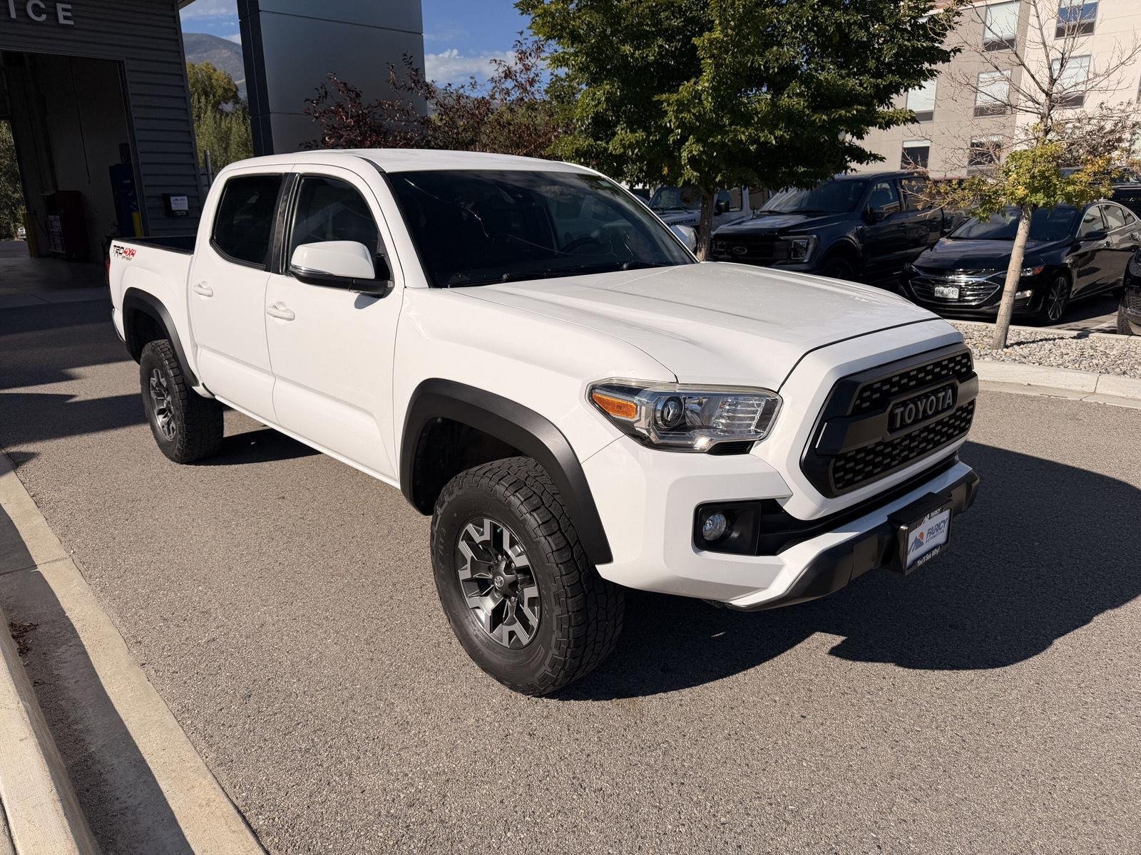 Used 2019 Super White Toyota TRD Off Road image 7