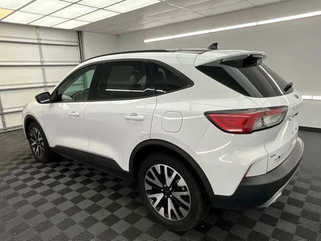 Used 2020 White Ford SE Sport image 19