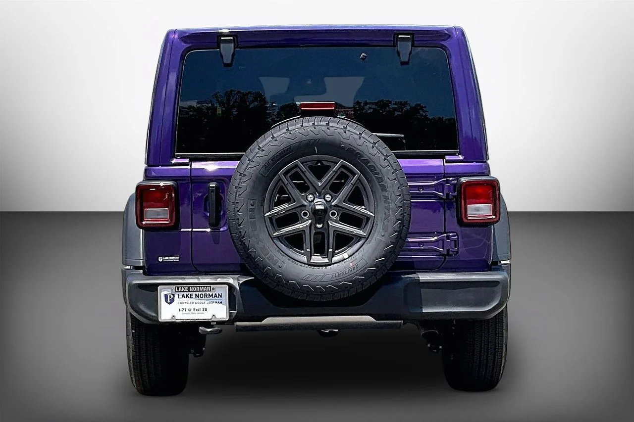 New 2026 Reign Jeep Sport S image 7
