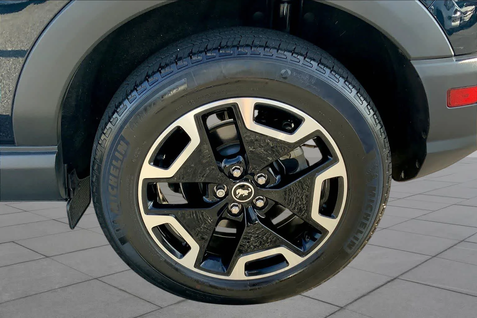 Certified Used 2022 Alto Blue Metallic Tinted Clearcoat Ford Outer Banks image 12